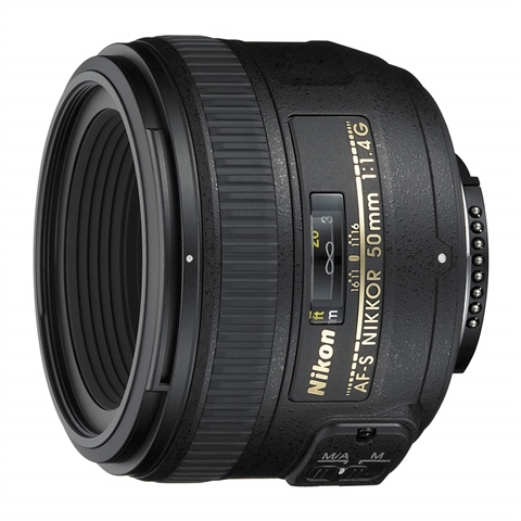 極美品 D60 AF-S 18-55mm 1:3.5-5.6G VR #N097 Amazon.com : Nikon 18-55mm f/3.5-5.6G AF-S DX VR Nikkor Zoom
